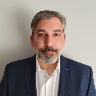 Νίκος ΚΥΡΙΑΚΟΥΛΑΚΟΣ